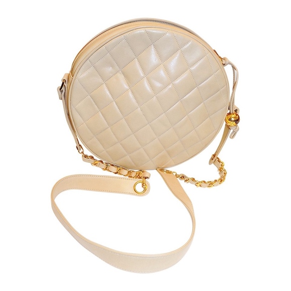 chanel round quilted bag